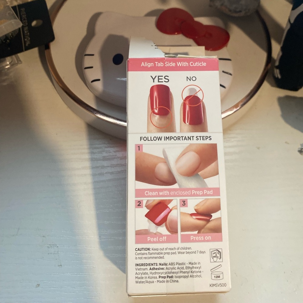 Press on nails - Picture 10 of 11